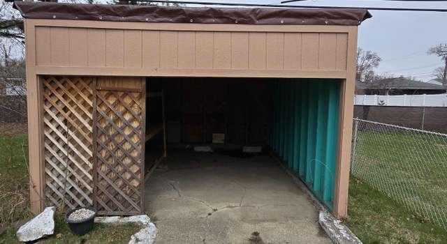 Photo of 16207 Chesterfield Ave, Eastpointe, MI 48021