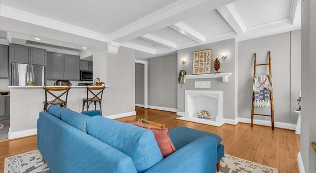 Photo of 15 E Kirby St #304, Detroit, MI 48202