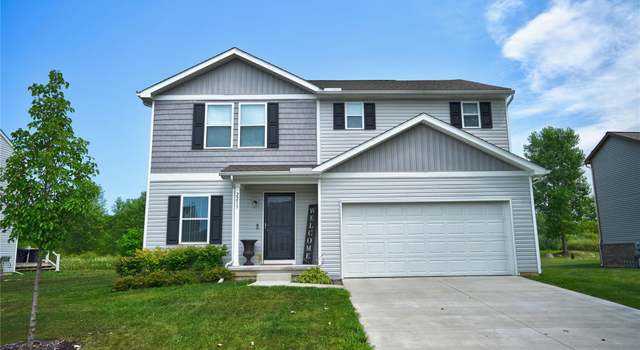 Photo of 2213 Champion Dr, Burton, MI 48519