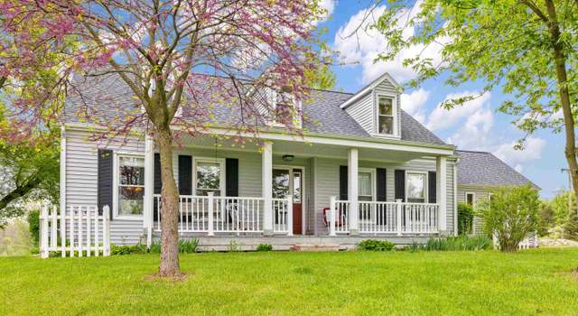 Photo of 8295 Farley Rd, Pinckney, MI 48169