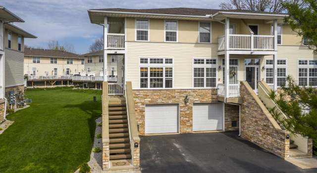 Photo of 400 Beachwalk Trl, Luna Pier, MI 48157