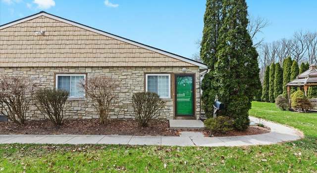Photo of 16002 Terrace Village Dr #16, Taylor, MI 48180