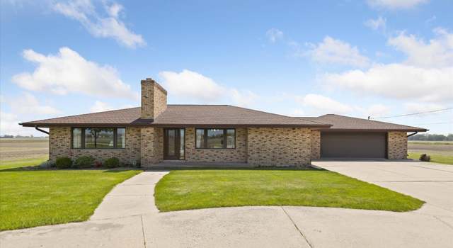 Photo of 280 E Nebobish Rd, Essexville, MI 48732