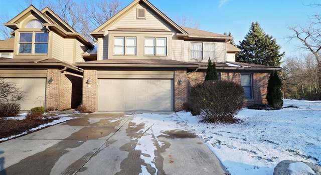 Photo of 5302 Royal Vale Ln, Dearborn, MI 48126