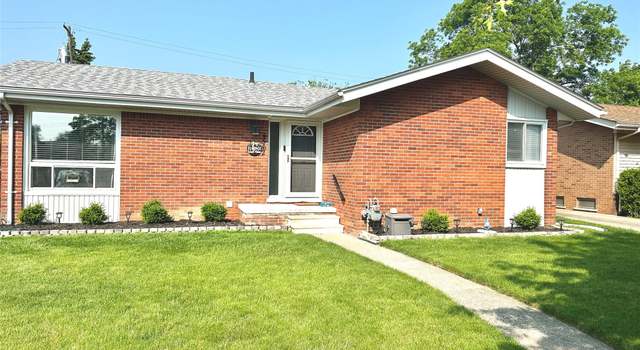 Photo of 4562 Valley Rd, Trenton, MI 48183