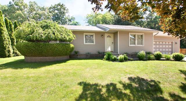 Photo of 5280 Weston Ct, Commerce Twp, MI 48382