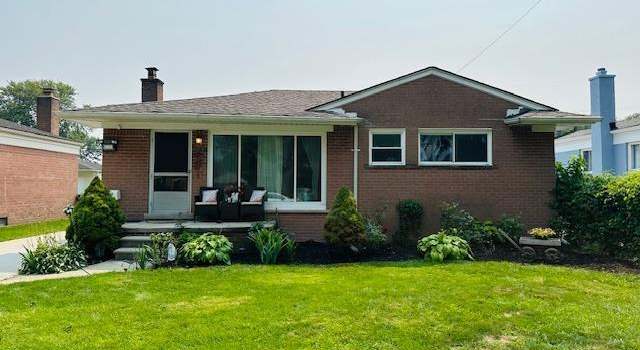 Photo of 22440 Euclid St, St Clair Shores, MI 48082