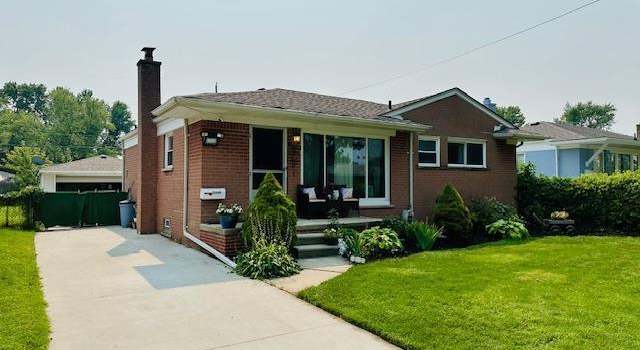 Photo of 22440 Euclid St, St Clair Shores, MI 48082