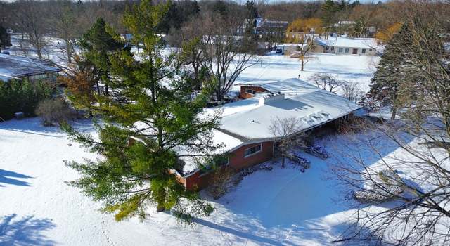 Photo of 7350 Parkstone Ln, Bloomfield Hills, MI 48301