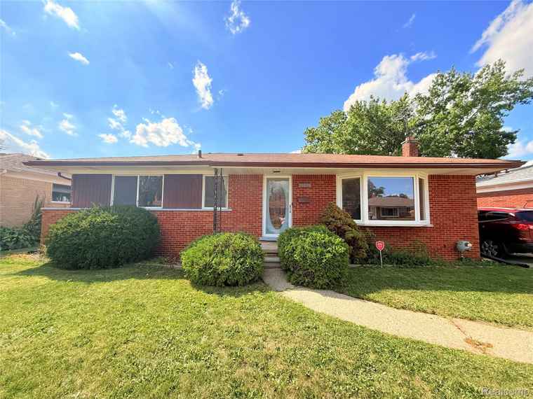 Photo of 24733 Patricia Ave Warren, MI 48091