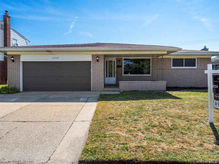 Photo of 26142 Woodingham Dr Warren, MI 48091
