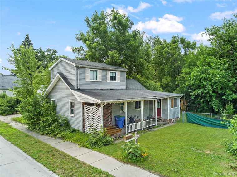 Photo of 20870 Curie Ave Warren, MI 48091