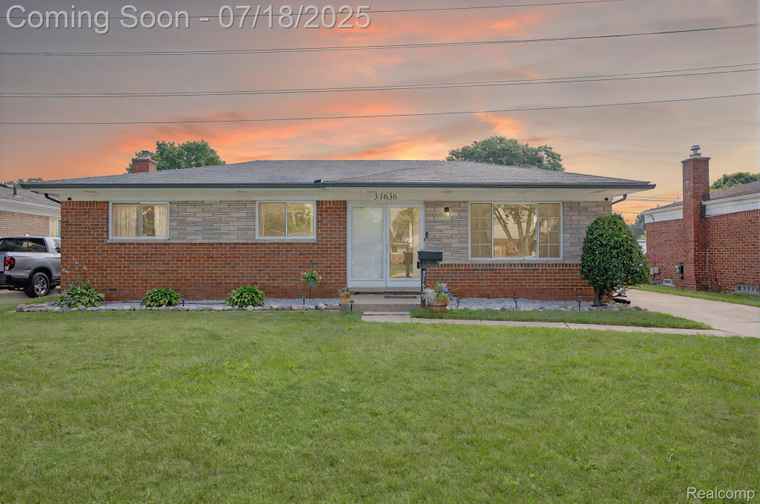 Photo of 31636 Blair Dr Warren, MI 48092