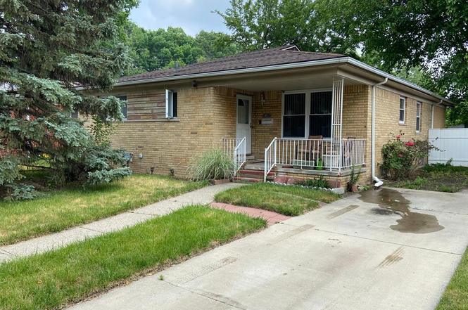 14011 Greenbriar St, Oak Park, MI 48237 | MLS# 20230048568 | Redfin