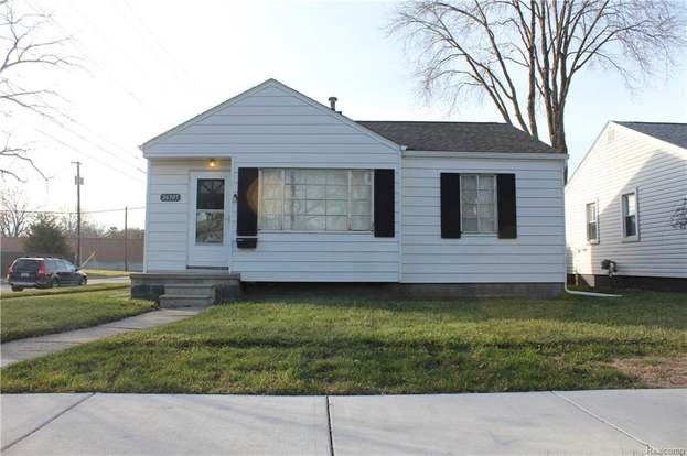 26305 Hampden St Madison Heights Mi 48071 Mls 217109412 Redfin