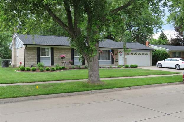 15353 Williams St Livonia Mi 48154 Mls 219060472 Redfin