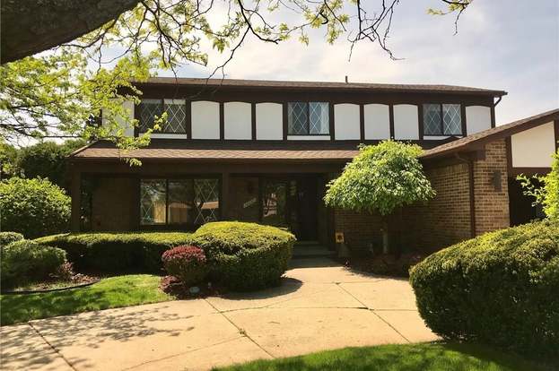 14432 Lakes Dr Sterling Heights Mi 48313 Mls 218043508 Redfin 14432 Lakes Dr Sterling Heights Mi 48313