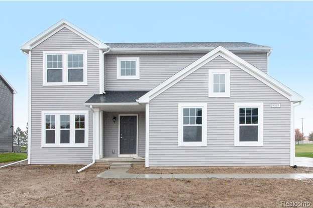 9049 Chambord Dr Augusta Twp Mi 48197 4 Beds 2 5 Baths