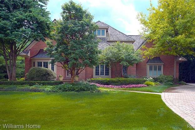 18871 Oak Leaf Northville Mi 48168 4 Beds 4 5 Baths