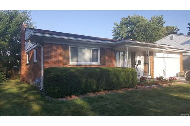 15338 Williams St Livonia Mi 48154 Mls 217069752 Redfin