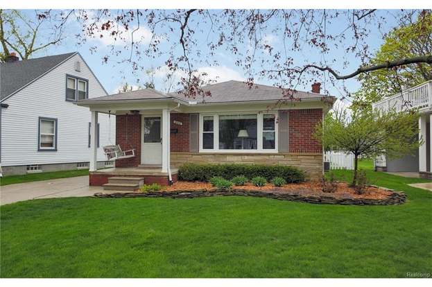 333 Pacific St Plymouth Mi 48170 Mls 216042981 Redfin