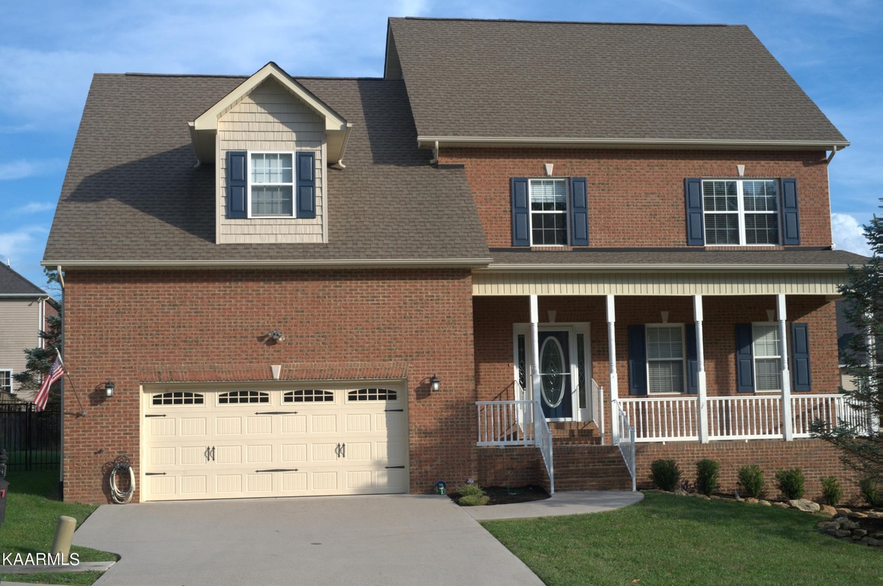 4312 Platinum Dr, Knoxville, TN 37938