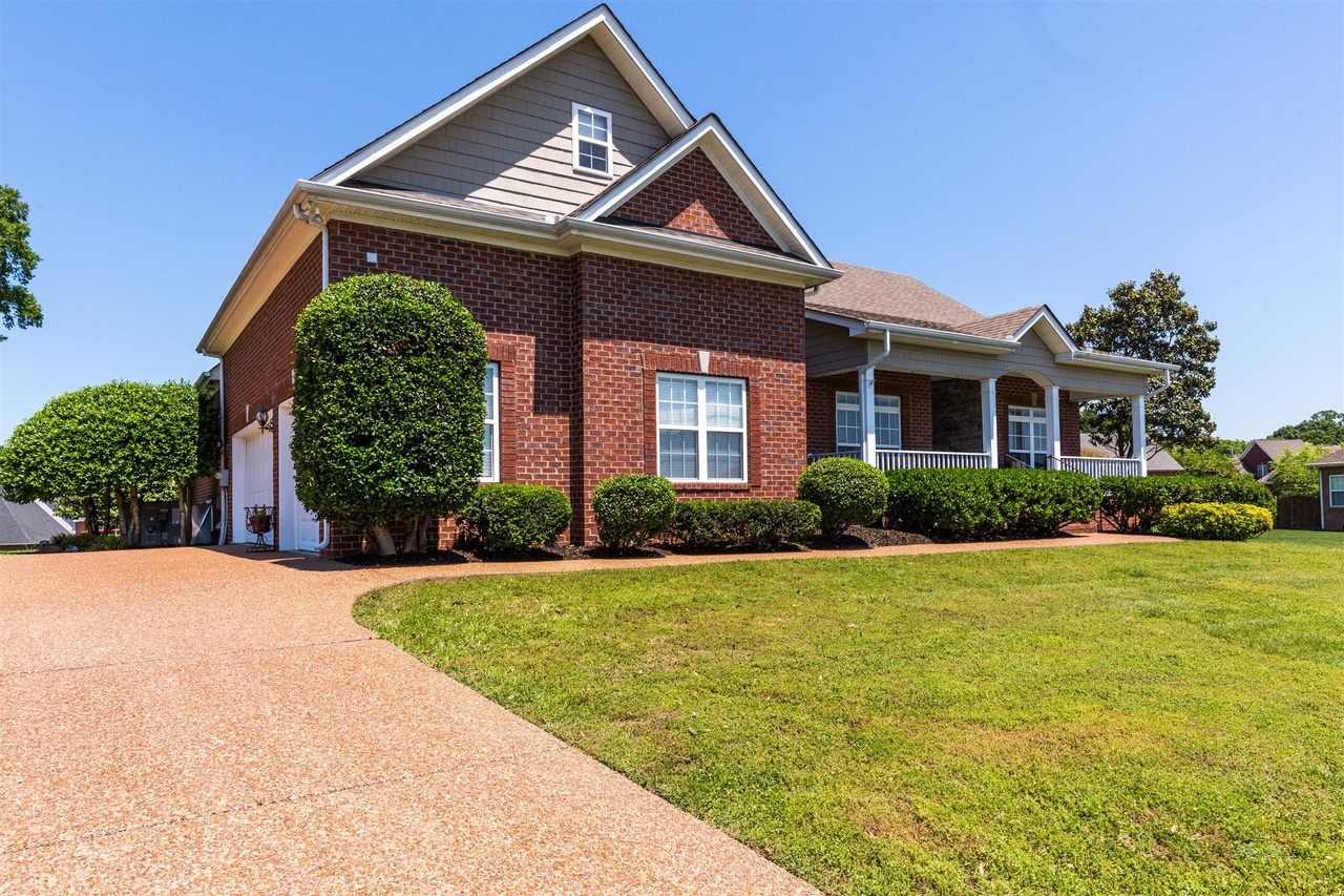 102 Polly Ann Dr, Mount Juliet, TN 37122