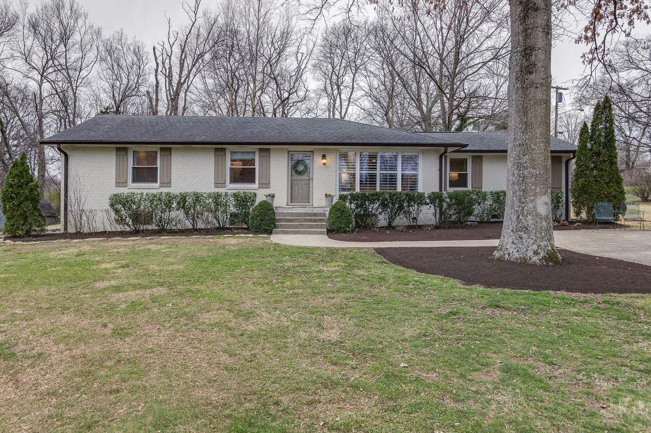 471 Oakley Dr, Nashville, TN 37220 | MLS# 2363461 | Redfin