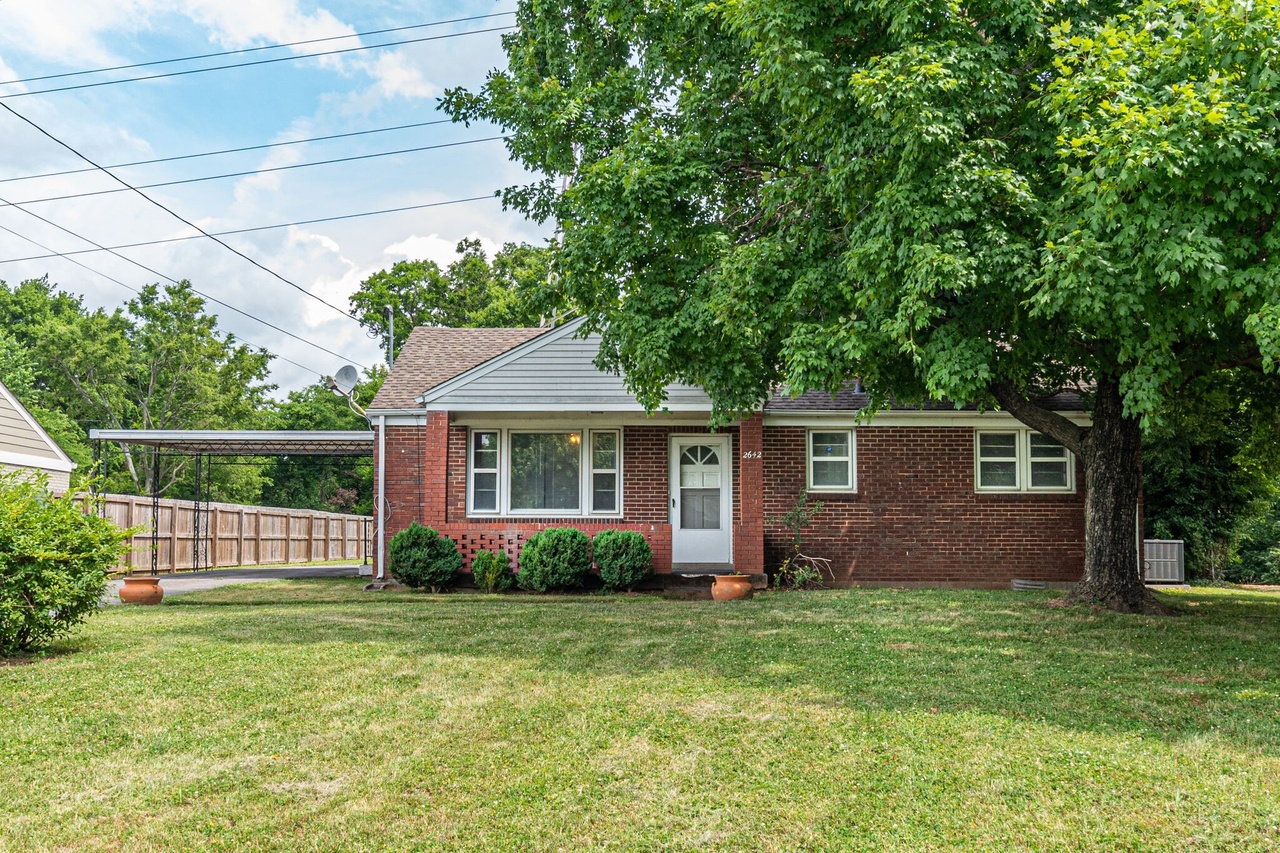 2642 Woodberry Dr, Nashville, TN 37214 | MLS# 2265515 | Redfin