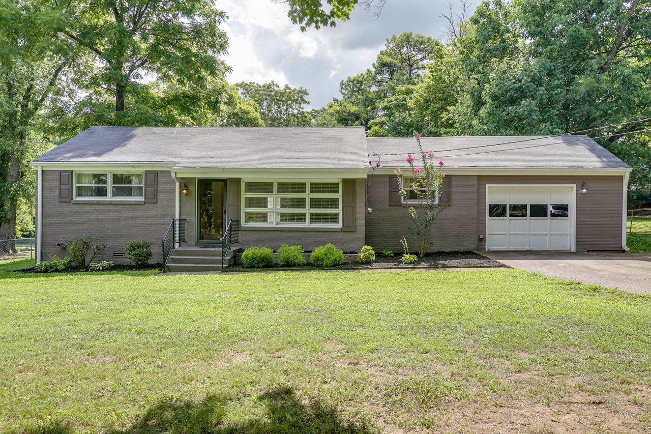 5060 Regent Dr, Nashville, TN 37220 | MLS# 2174527 | Redfin