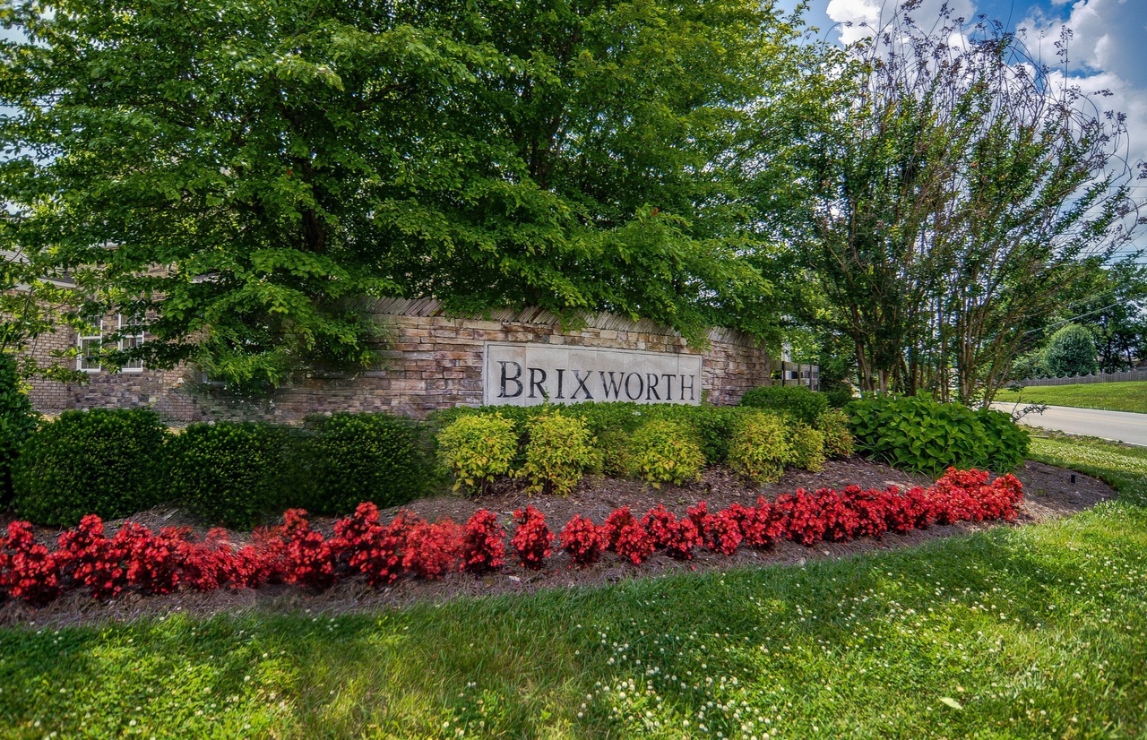 1110 Chapel Hills Drive