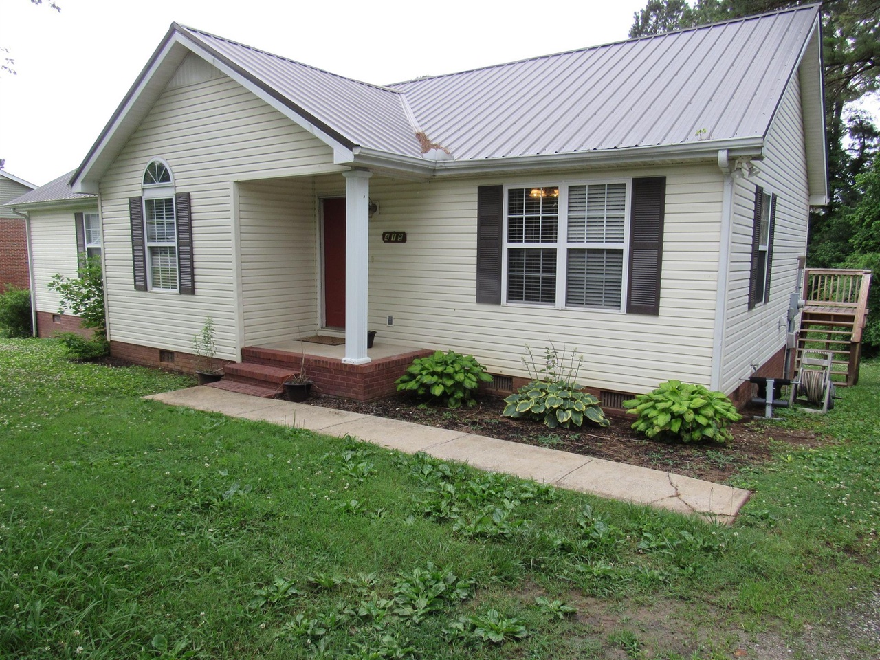 418 Pace St Mcminnville Tn 37110 Mls 1939749 Redfin