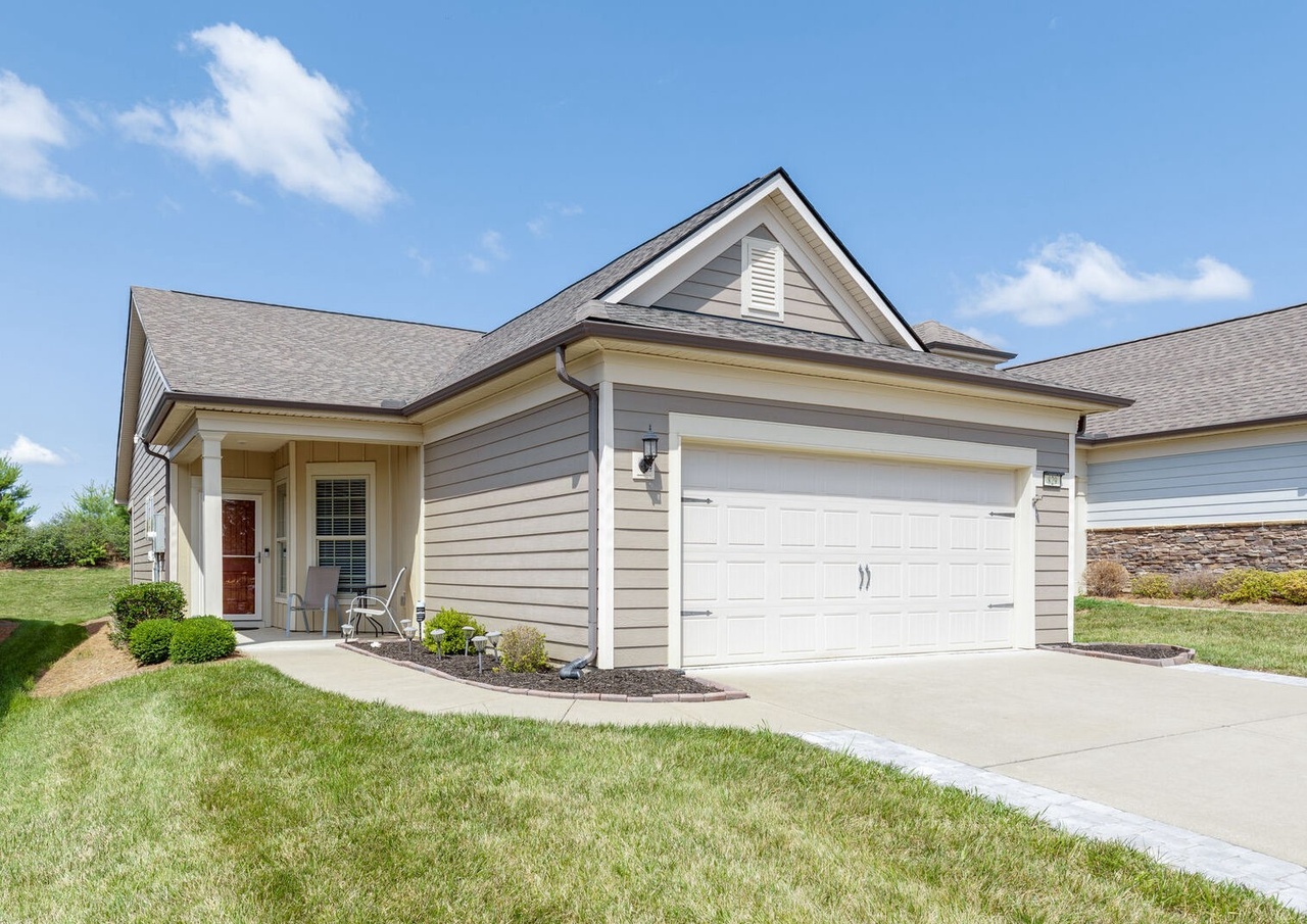 829 Clay Pl, Spring Hill, TN 37174 MLS 2538923 Redfin