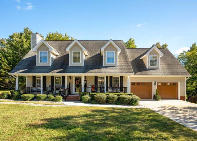 Property at 2806 Fox Ridge Rd, Ooltewah, TN 37363, 3 beds, 2.5 baths