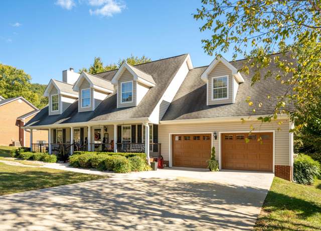 Property at 2806 Fox Ridge Rd, Ooltewah, TN 37363, 3 beds, 2.5 baths