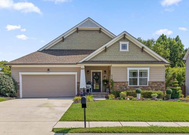 Property at 7560 Hampstead Hall Dr, Ooltewah, TN 37363, 3 beds, 2 baths