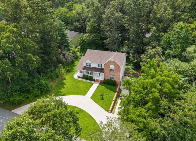 Property at 237 Windsor Dr, Cookeville, TN 38506, 4 beds, 3.5 baths