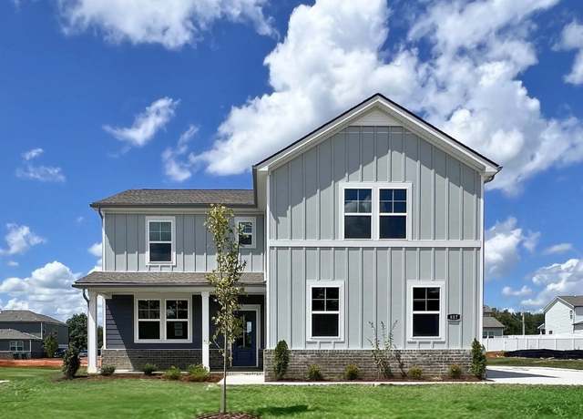 Property at 817 Averitt Ln, Lebanon, TN 37087, 5 beds, 3.5 baths