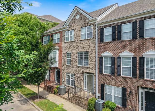 Property at 7515 Lords Chapel Dr, Nashville, TN 37211, 2 beds, 2.5 baths