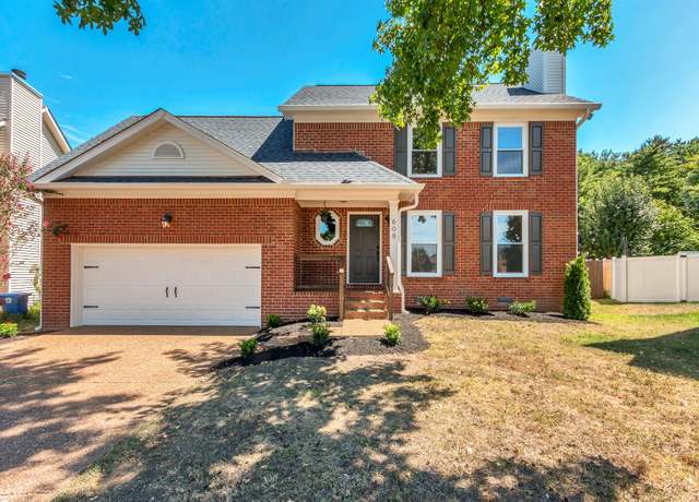 Property at 608 Independence Dr E, Franklin, TN 37067, 3 beds, 2.5 baths