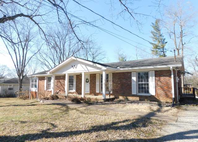 Property at 829 Kenny St, Gallatin, TN 37066, 3 beds, 2 baths