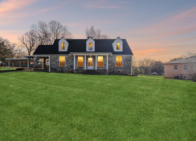 Property at 708 Swanson Blvd, Fayetteville, TN 37334, 5 beds, 4.5 baths