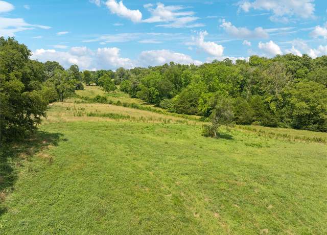 Property at 7 Double Br, Columbia, TN 38401