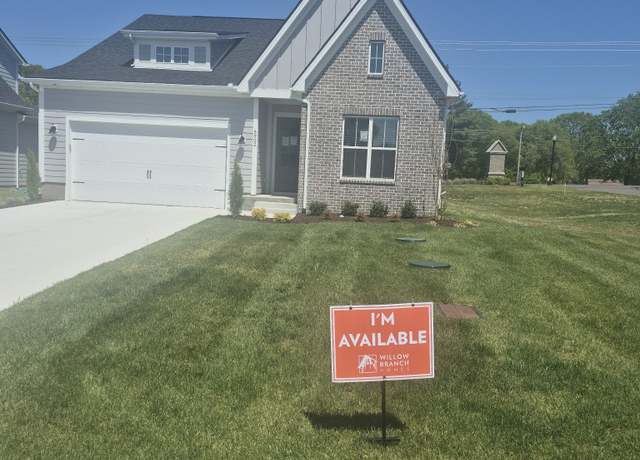Property at 6902 Chatsworth Ct, Murfreesboro, TN 37129, 3 beds, 2 baths