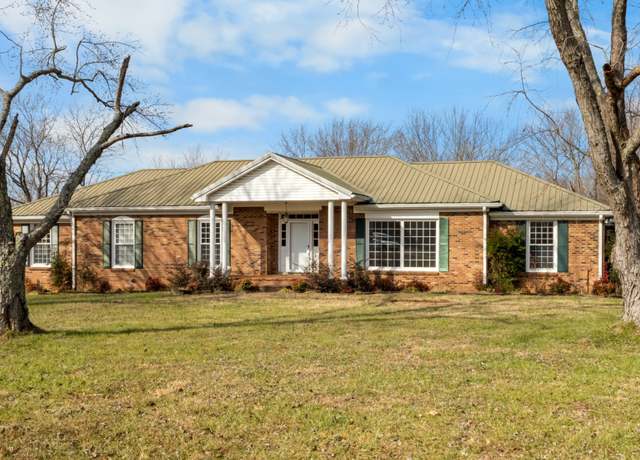 Property at 188 Sloan Rd, Clarksville, TN 37043, 5 beds, 3 baths