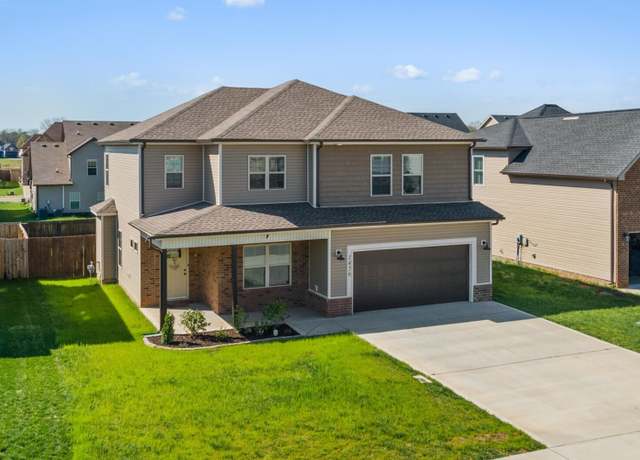 Property at 1456 Kingbird Dr, Clarksville, TN 37040, 4 beds, 2.5 baths