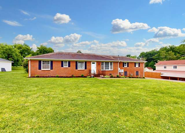 Property at 313 Wilson Dr, Mount Juliet, TN 37122, 3 beds, 2.5 baths