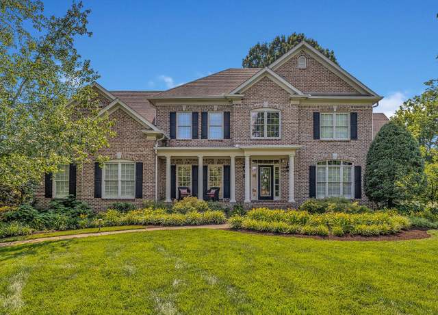 Property at 1217 Devens Dr, Brentwood, TN 37027, 5 beds, 5 baths