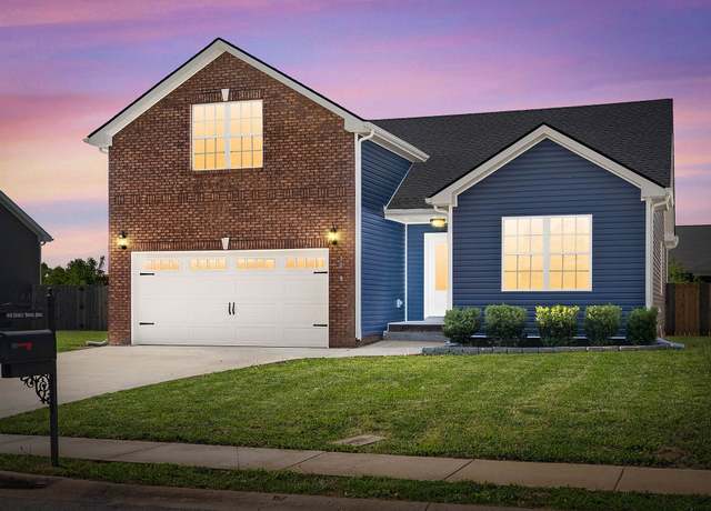 Property at 1028 Charles Thomas Dr, Clarksville, TN 37042, 3 beds, 2 baths