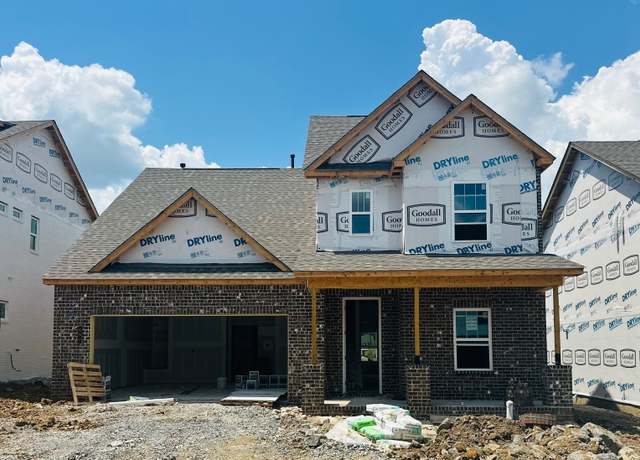 Property at 483 Triple Crown Cir, Gallatin, TN 37066, 4 beds, 3 baths
